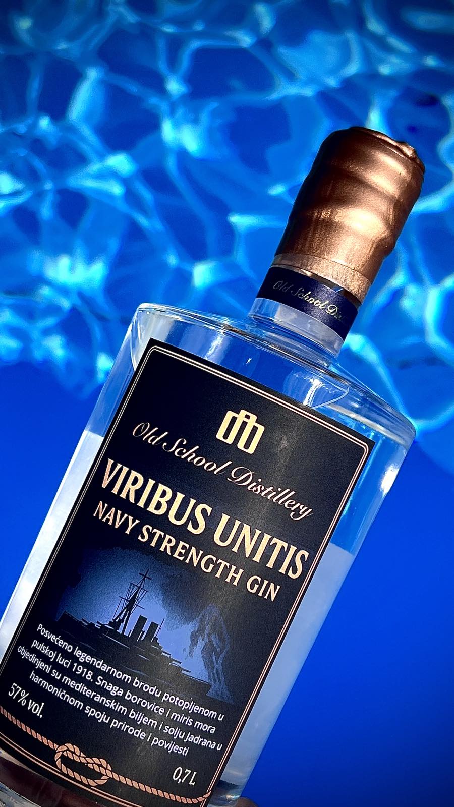 Poklon koji ima priču: personalizirani gin iz Old School destilerije